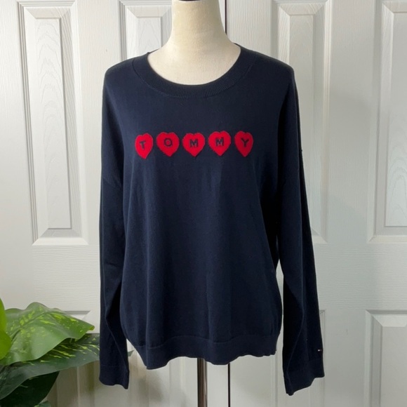 Tommy Hilfiger
Women's Logo Heart Crewneck Sweater Size XL - Picture 8 of 10